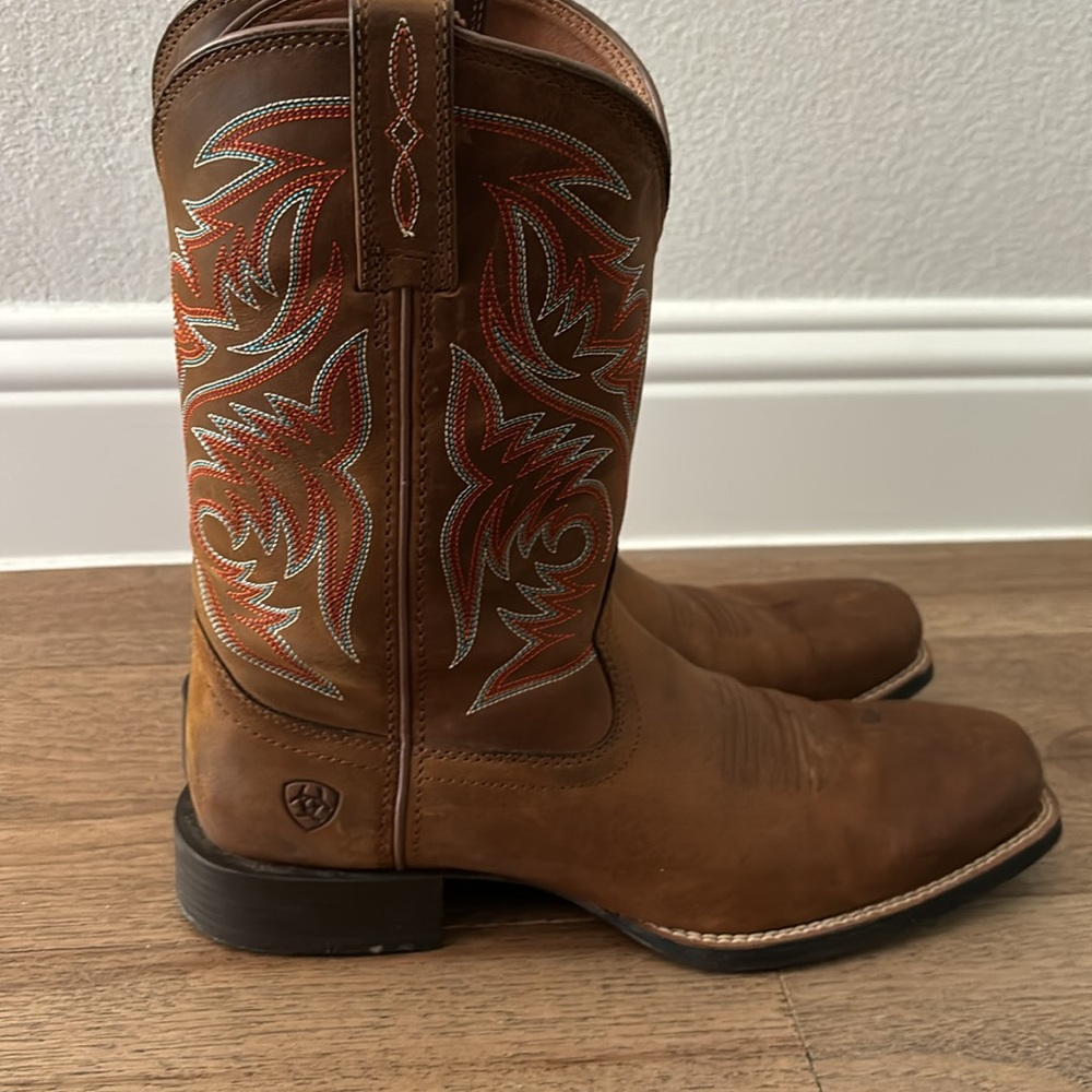 Ariat cowboy boots